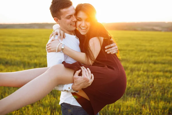 Young Happy Loving Couple Outdoors Man Holding Girl His Arms — Stock Photo, Image