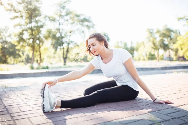 Flexibele Meisje Uitgerekt Opgewarmd Vóór Jogging Kan Worden Gebruikt Voor — Stockfoto