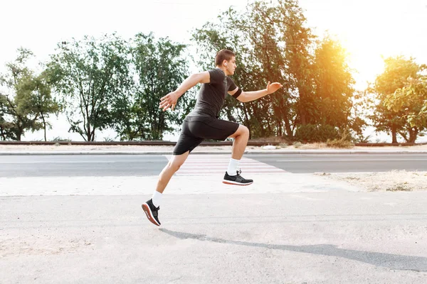 Homme Fait Jogging Matinal Dans Les Rues Entraînement Sportif — Photo