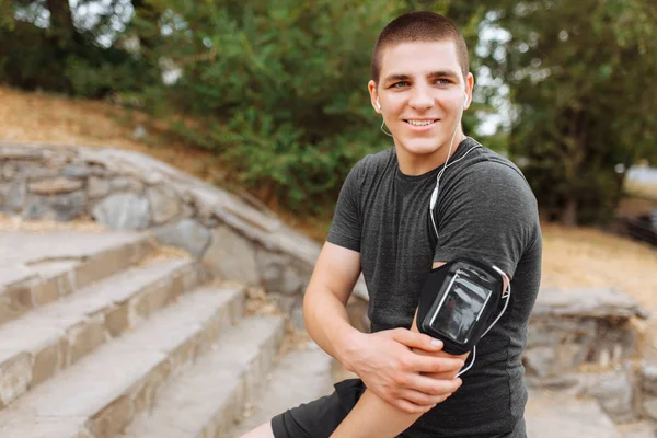 Allenamento Mattutino Jogging Sulle Scale Man Running — Foto Stock