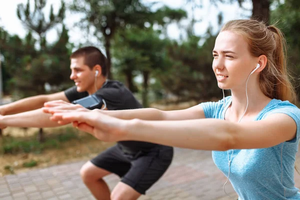 Ochtend Oefeningen Voor Mannen Vrouwen Training Voor Het Werk Mensen — Stockfoto