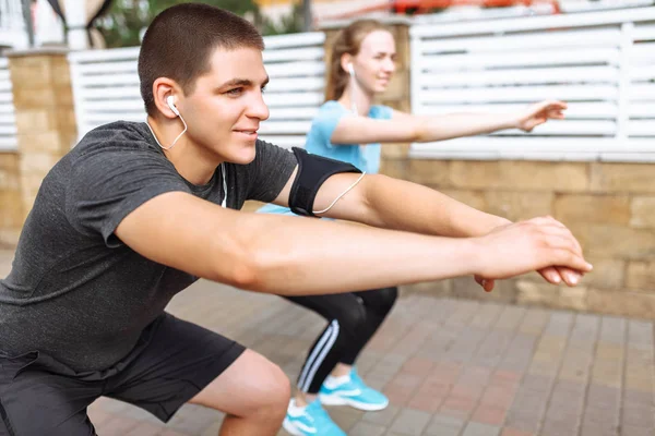 Ochtend Oefeningen Voor Mannen Vrouwen Training Voor Het Werk Mensen — Stockfoto