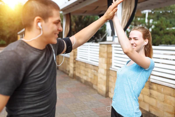 Ochtend Oefeningen Voor Mannen Vrouwen Training Voor Het Werk Mensen — Stockfoto