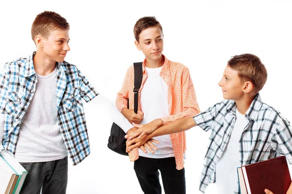 Teenie Jungs Geben Einander Fünf Teamwork Siegeswillen — Stockfoto