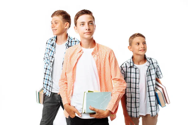 Meninos Adolescentes Estudantes Crianças Idade Escolar Fundo Branco Estúdio Para — Fotografia de Stock