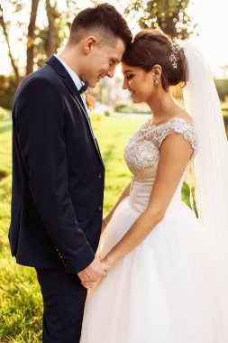 Gelin ve damat doğa portresi