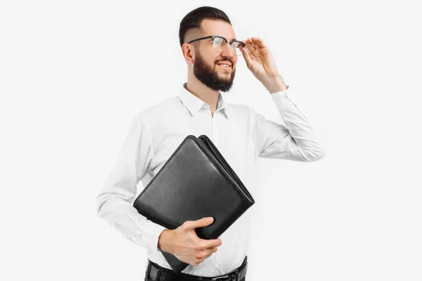 Hombre Con Una Carpeta Las Manos Sobre Fondo Blanco — Foto de Stock