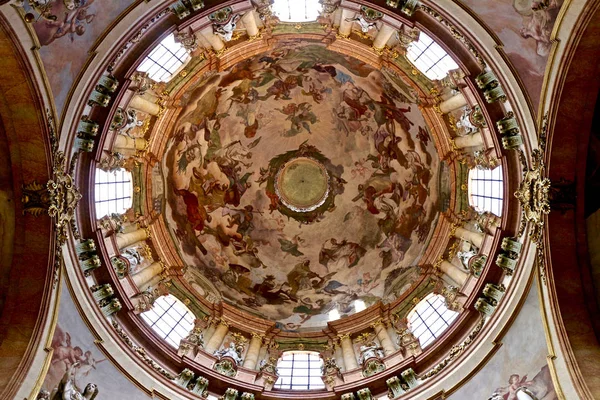 Duomo Cupola Con Affresco Religioso Dipinti Cristiani Sul Soffitto Della — Foto Stock