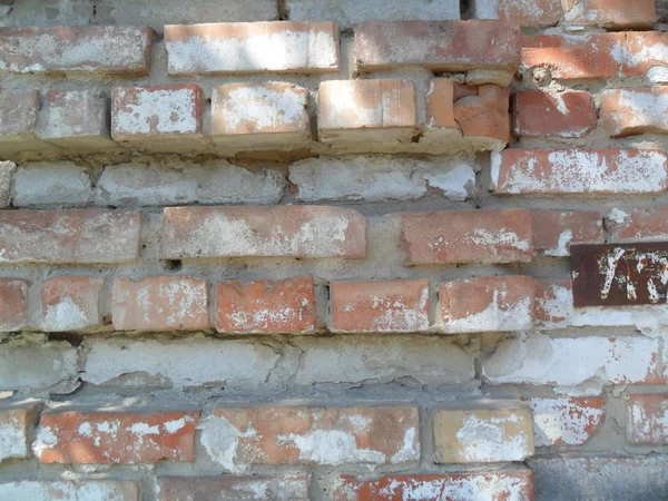 Antigua Grieta Pared Ladrillo Pintado Blanco — Foto de Stock