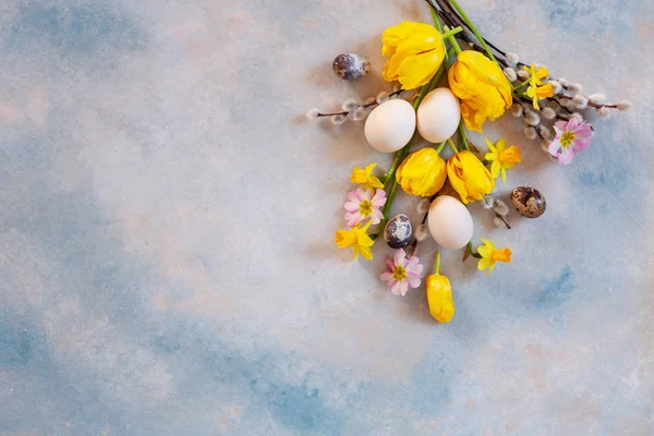 Modèle Décoration Pâques Poulet Naturel Oeufs Caille Vue Dessus Gros — Photo