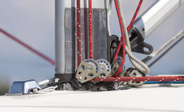 Flaschenzug Und Seilsystem Mastfuß Für Die Segelmontage Bord Der Yacht — Stockfoto