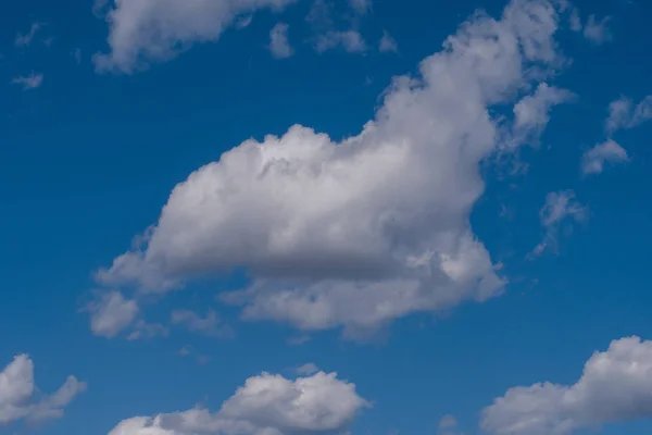 美しい空 夏の暖かい日のテクスチャ — ストック写真