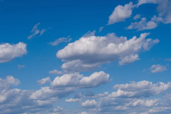 美しい空 夏の暖かい日のテクスチャ — ストック写真