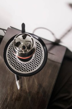 Yeni cam nargile cafe güzel aydınlatmalı