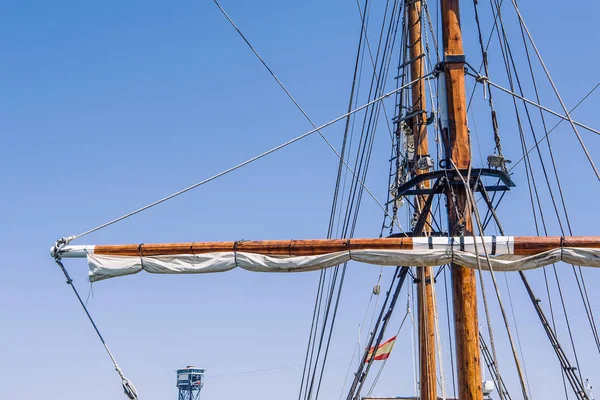 Mast Eines Alten Seeschiffs Piratenschiff Aus Holz Seile — Stockfoto