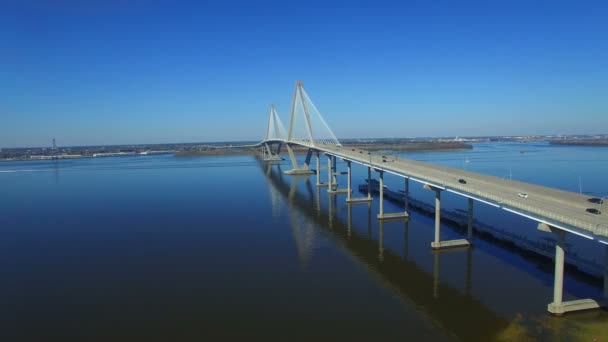 Vuelo Hacia Puente Arthur Ravenel Charleston Carolina Del Sur Bonito — Vídeo de stock