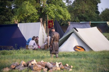 Chaplygin, Lipetsk bölge, 27 Temmuz 2018 yıl. Rusya'nın vaftiz kutlaması. Halk Tiyatrosu oyuncuları
