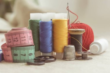 terzi, terzi, iplik dikiş ve örgü bileşimi