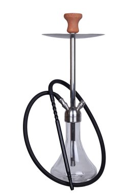 Zarif cam kanca bir gümüş gövde siyah bir pot ve hortum kafası ile