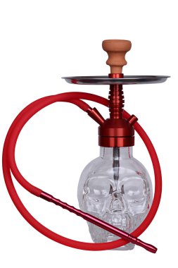 Küçük cam kanca insan kafatası ve kırmızı hortum ile