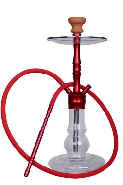 Kırmızı bir tank ve kırmızı bir hortum ile gümüş nargile