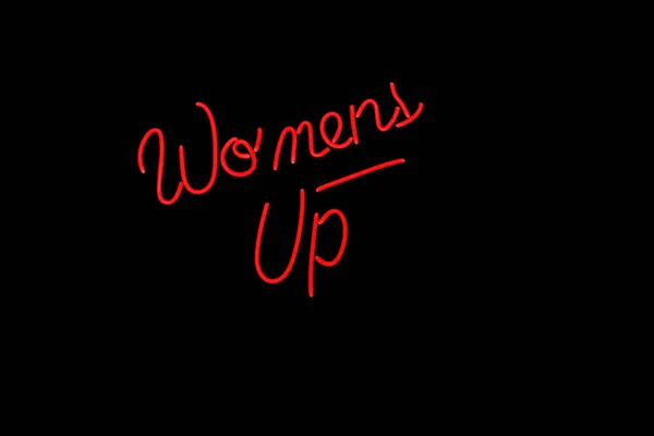 赤で高い女性のポストとネオンサイン — ストック写真