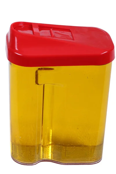 塑料容器中的橄榄油 — 图库照片
