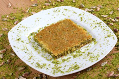 en iyi türk baklavası Taze fistikli kadayif Pist ile birlikte