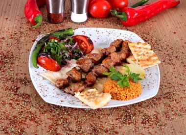 Türkçe Özel Çift Rosto Izgara Servisi