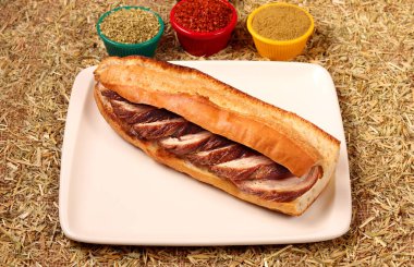  Kızarmış Kokorech, görüntüyü kapat