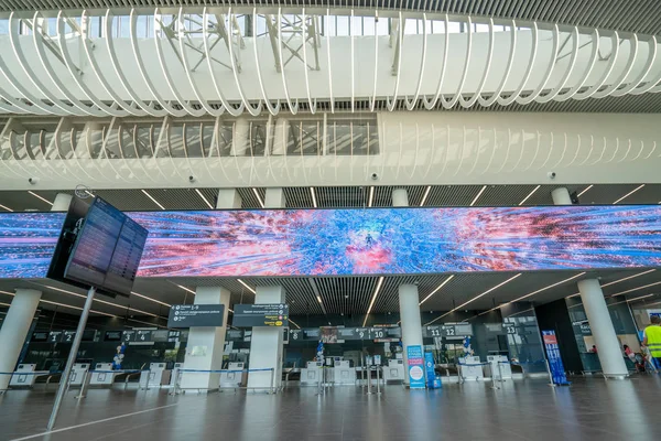 サラトフ、ロシア - 2019年8月20日:ガガーリン国際空港、ターミナル内を見る — ストック写真