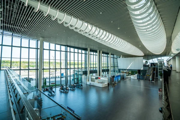 俄罗斯萨拉托夫 - 2019年8月20日：加加林国际机场航站楼内景观 — 图库照片