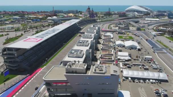 Sochi, Rusko-25. duben 2017: startovací zóna Sochi Autodrom, letecký pohled — Stock video