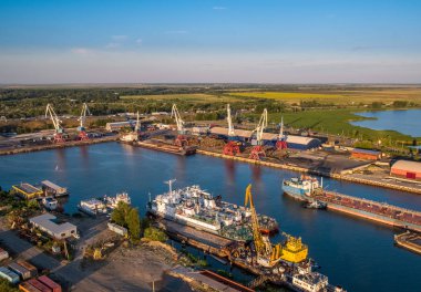 Rostov-on-Don, Rusya - Temmuz 2018: Priboy tersanesi - yukarıdan görünüm