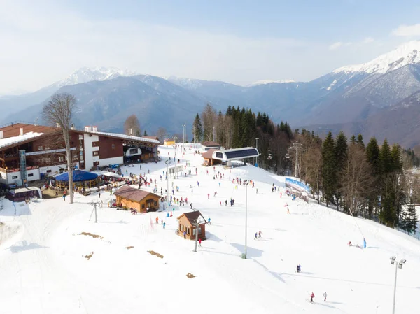 Soçi, Krasnaya Polyana, Rusya - 24 Şubat 2016: Gazprom dağ turizm merkezi - yükseklikten görünümü