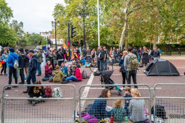 Londra, Uk - 7 Ekim 2019: Soykırım İsyanı protestocuları şehir sokaklarındaki trafiği tıkadı