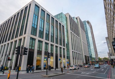 Londra, Ekim 2019: Chicheley Caddesi ve York Yolu kavşağında.