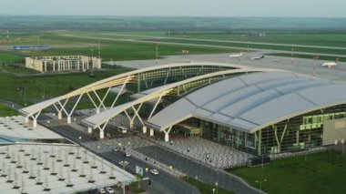 Rostov-on-Don, Rusya - 2019: Platov Uluslararası Havaalanı, hava manzaralı
