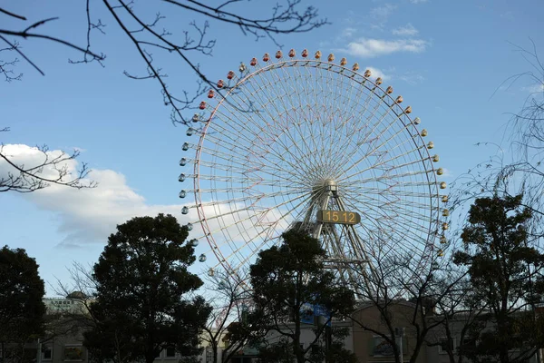Yokohama, Japán-02 1 2019: a Cosmo Clock 21 Ferris kerék Minatomirai — Stock Fotó