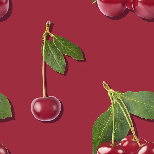 Cereza Fresca Con Hoja Sobre Fondo Rojo Patrón Color Sin —  Fotos de Stock