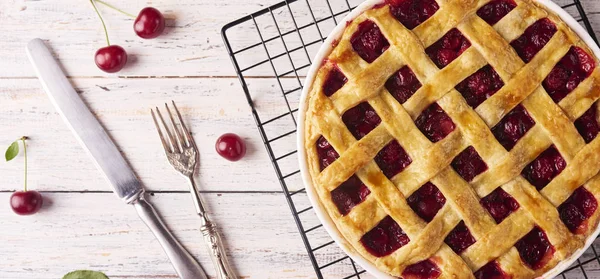 Delicious Homemade Cherry Pie Flaky Corust Rustic Wooden White Background — стоковое фото