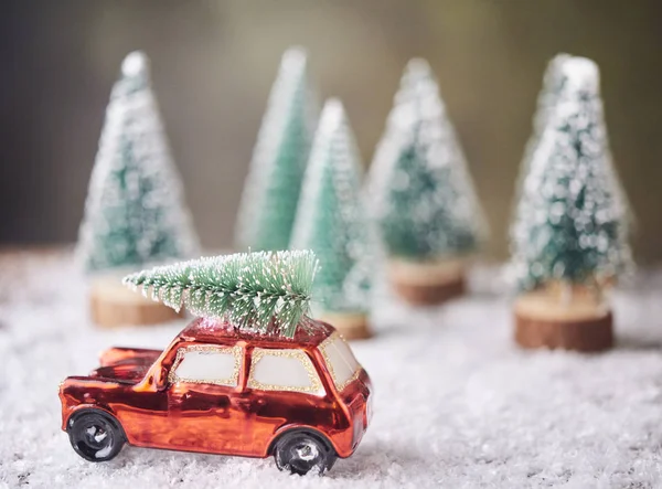 Tiny Car Toy Christmas Tree Christmas Preparation Concept — Stock Photo, Image