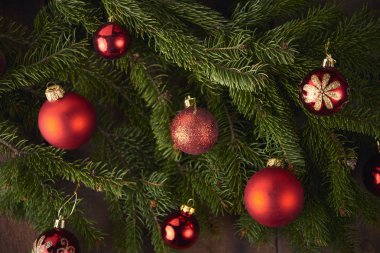 köknar ağacı ve dekorasyon closeup manzaralı Noel arka plan