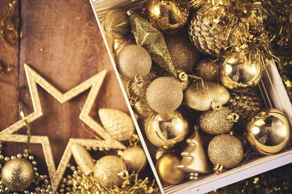 Fondo Navidad Una Gran Cantidad Diferentes Bolas Oro Decoraciones Sobre —  Fotos de Stock
