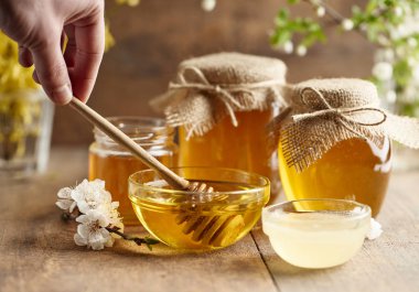 Cam kavanozda tatlı taze Hohey 