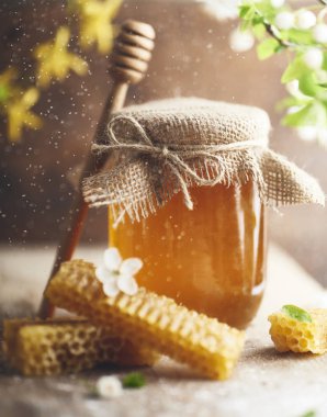 Cam kavanozda tatlı taze Hohey 