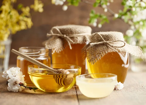 Süße frische hohey im Glas — Stockfoto