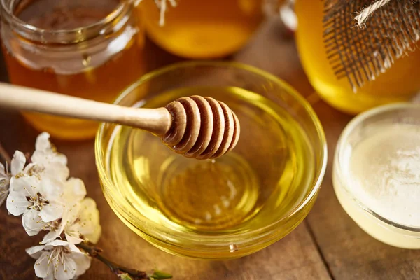 Cam kavanozda tatlı taze Hohey 