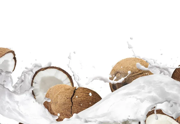 Φρέσκα ώριμα καρύδας που απομονώνονται σε λευκό φόντο — Φωτογραφία Αρχείου