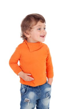 küçük boy portakal jersey ve beyaz arka plan üzerinde izole kot gülümseyerek çok güzel